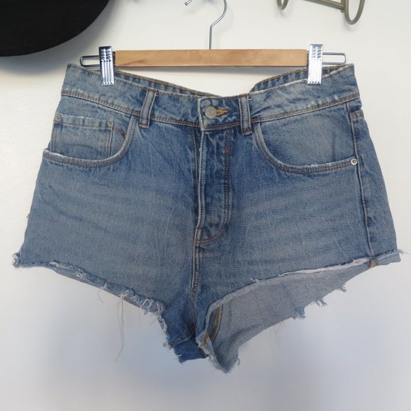 Zara Blue Denim Mini Short Jeans - Picture 6 of 16